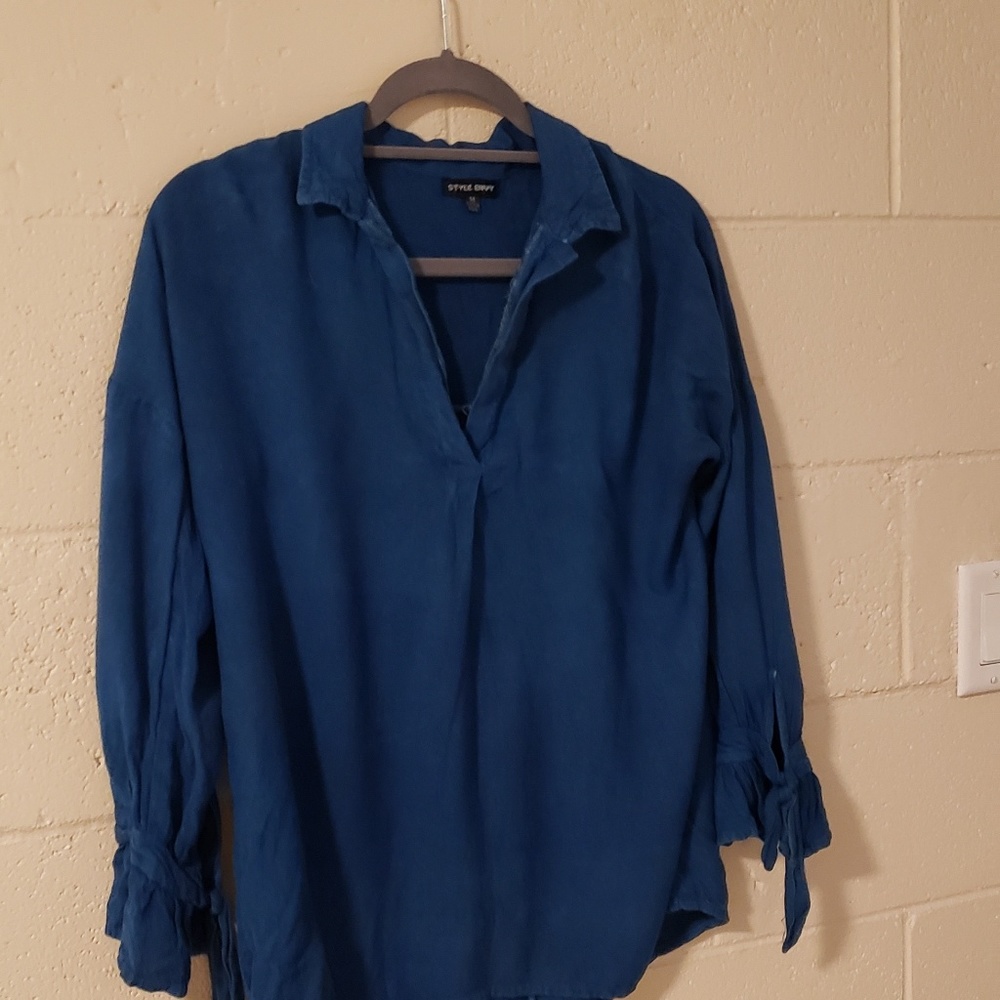 Style Evny Blouse
